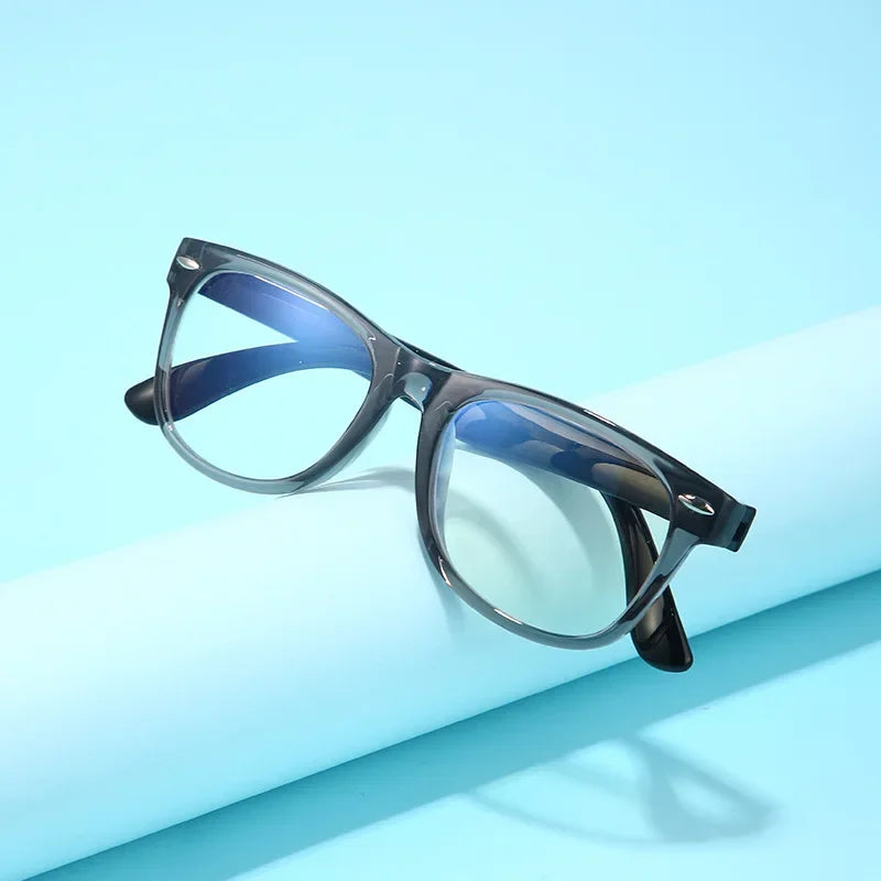 Adventure Fun – Blaulichtfilter-Brille für Kinder