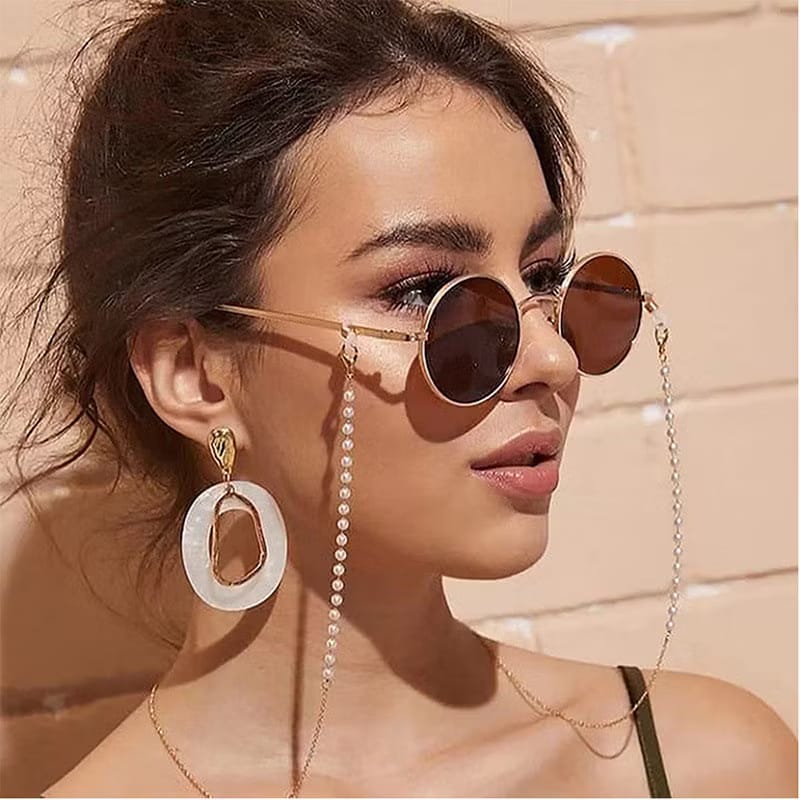 Elegante Brillenkette mit Perlen